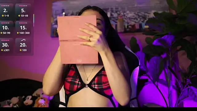 Snapshot of Danaa_Rousee_ chatting on March 5, 8:38 pm Danaa Rousee online show from March 5, 8:38 pm