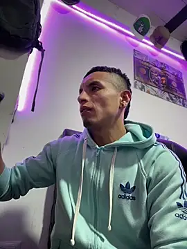 ManSexyyHot online show from April 10, 2:44 pm