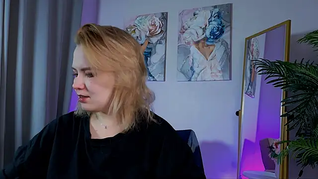 Snapshot of Fiona_Rider chatting on March 30, 10:33 pm Fiona Rider online show from March 30, 10:33 pm