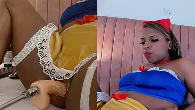 Snapshot of NayaLove_ chatting on March 26, 4:51 am NayaLove online show from March 26, 4:51 am