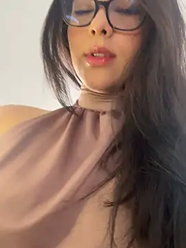 Snapshot of Cristal_Williams chatting on March 7, 1:52 pm Cristal Williams online show from March 7, 1:52 pm