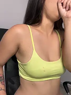 Snapshot of Cristal_Williams chatting on March 17, 1:36 pm Cristal Williams online show from March 17, 1:36 pm