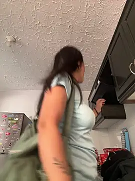 Snapshot of Cristal_Williams chatting on March 25, 12:11 pm Cristal Williams online show from March 25, 12:11 pm