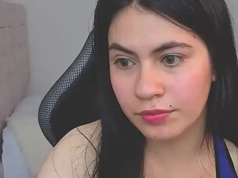 Snapshot of hasszul_2 chatting on April 15, 6:48 pm hasszul 2 online show from April 15, 6:48 pm