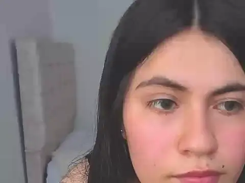 Snapshot of hasszul_2 chatting on April 15, 7:58 pm hasszul 2 online show from April 15, 7:58 pm