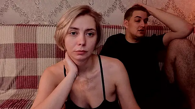 Snapshot of Blond_ice chatting on March 12, 6:25 pm Blond ice online show from March 12, 6:25 pm