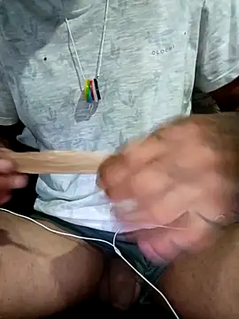 Snapshot of soyxx18 chatting on April 1, 12:33 am soyxx18 online show from April 1, 12:33 am