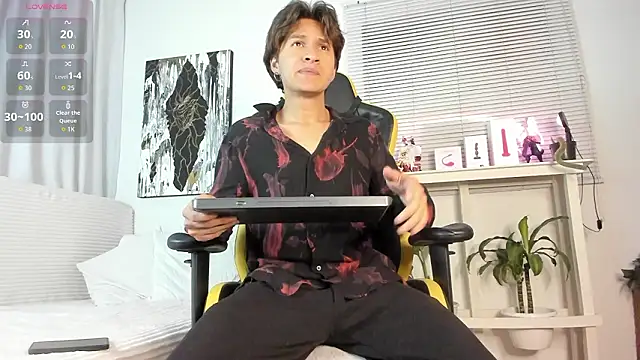 Snapshot of Sett_art chatting on March 19, 12:14 am Sett art online show from March 19, 12:14 am