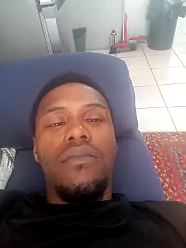 dicksa650 online show from April 2, 7:39 am