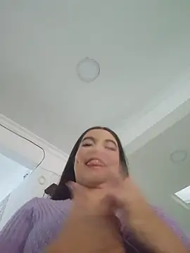 Pretty Julieta online show from March 31, 10:10 pm