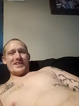 Snapshot of Lovemcurvy69 chatting on March 26, 11:21 pm Lovemcurvy69 online show from March 26, 11:21 pm