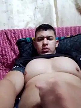 Snapshot of RomanCroft chatting on April 3, 2:09 am RomanCroft online show from April 3, 2:09 am