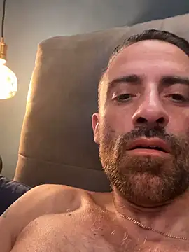 Snapshot of sscxxll chatting on April 7, 3:40 am sscxxll online show from April 7, 3:40 am