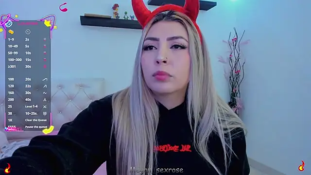 Snapshot of Megan_sexrosse chatting on May 21, 3:57 am Megan sexrosse online show from May 21, 3:57 am