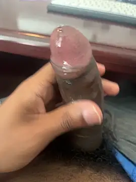 Snapshot of sexcboi69 chatting on March 27, 3:34 pm sexcboi69 online show from March 27, 3:34 pm