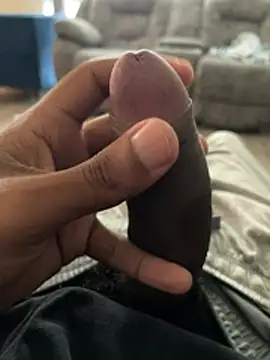 Snapshot of sexcboi69 chatting on March 31, 2:06 pm sexcboi69 online show from March 31, 2:06 pm