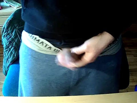 YoUnGbOy2018 online show from March 12, 9:15 am