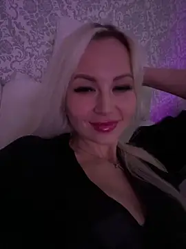 Snapshot of ValeriaRose69 chatting on March 27, 10:53 pm ValeriaRose69 online show from March 27, 10:53 pm