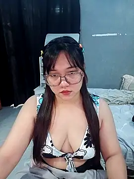 mabyhot16 online show from March 24, 6:35 pm