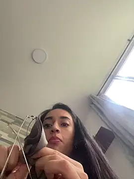 Snapshot of leilani_X chatting on April 4, 11:51 am leilani X online show from April 4, 11:51 am