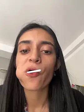 leilani X online show from May 5, 3:31 pm