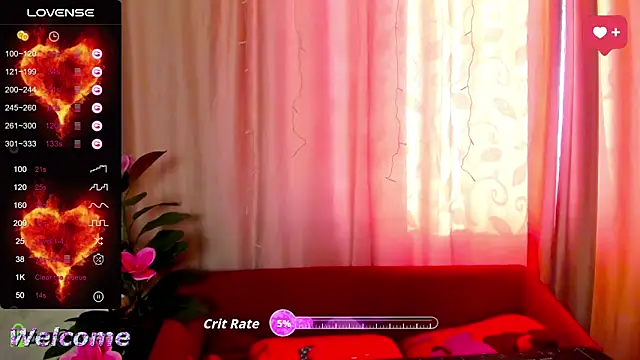 Snapshot of LilllyMoon chatting on March 25, 2:17 am LilllyMoon online show from March 25, 2:17 am