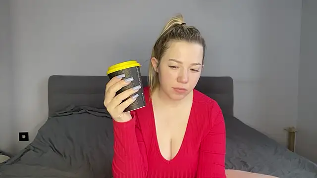 Snapshot of alyrasun chatting on March 20, 6:07 am alyrasun online show from March 20, 6:07 am