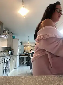 Snapshot of BunnyBallyX chatting on March 11, 7:25 am BunnyBallyX online show from March 11, 7:25 am