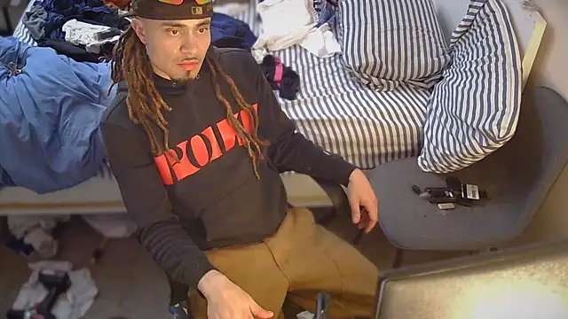 Snapshot of thxbxbydjxc chatting on March 25, 12:16 am thxbxbydjxc online show from March 25, 12:16 am