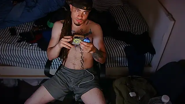 Snapshot of thxbxbydjxc chatting on April 1, 8:04 am thxbxbydjxc online show from April 1, 8:04 am