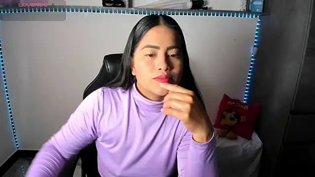 Snapshot of vickylatina_ chatting on March 29, 5:02 pm vickylatina online show from March 29, 5:02 pm