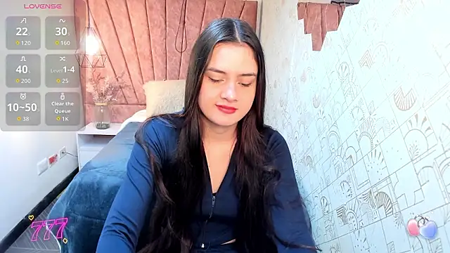 Snapshot of Zoe__Taylor__ chatting on March 17, 11:57 am Zoe Taylor online show from March 17, 11:57 am