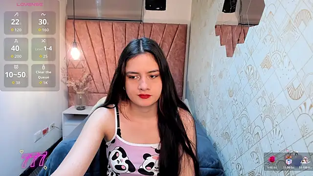 Snapshot of Zoe__Taylor__ chatting on March 20, 11:59 am Zoe Taylor online show from March 20, 11:59 am