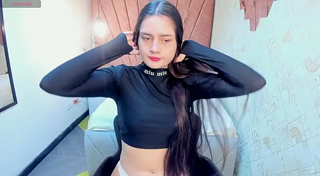 Snapshot of Zoe__Taylor__ chatting on April 17, 11:57 am Zoe Taylor online show from April 17, 11:57 am