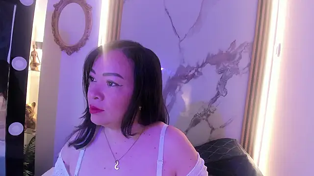 Lilith Owen  online show from March 21, 11:59 am