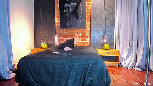 Snapshot of Sienna_Dark chatting on March 18, 11:24 am Sienna Dark online show from March 18, 11:24 am