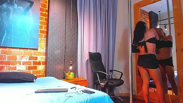 Snapshot of Sienna_Dark chatting on March 25, 11:27 am Sienna Dark online show from March 25, 11:27 am