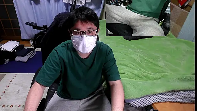 hide39 online show from March 29, 1:55 pm