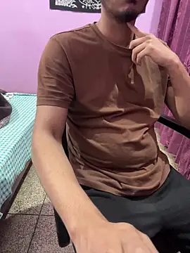 Snapshot of shubhfuckmw chatting on March 18, 9:56 am shubhfuckmw online show from March 18, 9:56 am