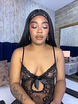 Snapshot of CharlothMavis chatting on March 12, 7:20 pm CharlothMavis online show from March 12, 7:20 pm