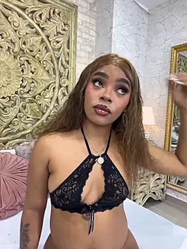 Snapshot of CharlothMavis chatting on March 17, 7:17 pm CharlothMavis online show from March 17, 7:17 pm