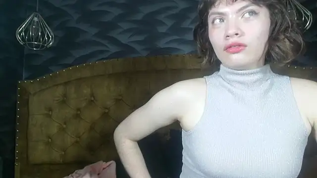 Snapshot of LiaSweetxx chatting on April 1, 7:55 pm LiaSweetxx online show from April 1, 7:55 pm