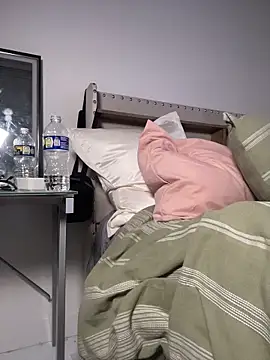 Snapshot of Princessssbby chatting on March 21, 2:16 am Princessssbby online show from March 21, 2:16 am