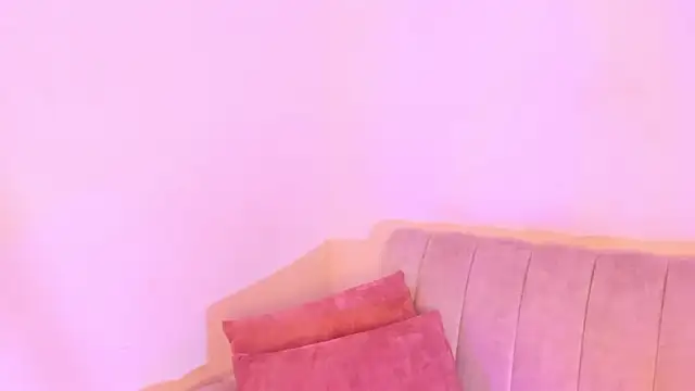 Snapshot of Aitana001 chatting on March 30, 4:13 am Aitana001 online show from March 30, 4:13 am