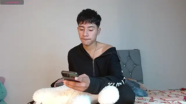 Sebas fire4 online show from May 8, 8:58 pm
