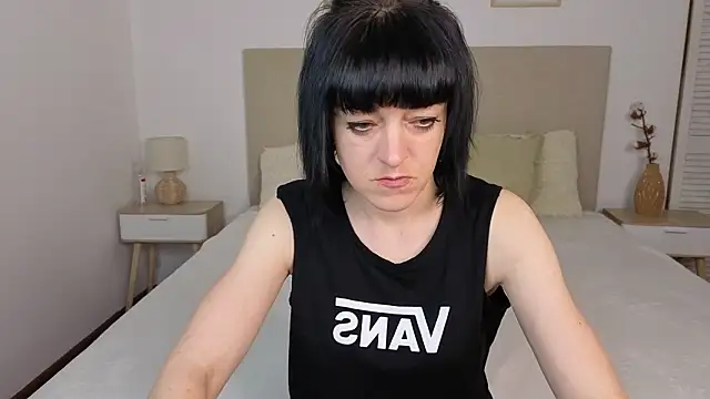 Snapshot of Minimolly_ chatting on March 17, 8:34 pm Minimolly online show from March 17, 8:34 pm