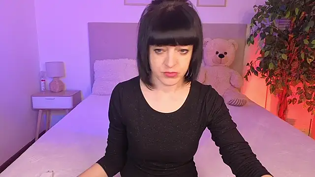 Snapshot of Minimolly_ chatting on March 19, 10:25 pm Minimolly online show from March 19, 10:25 pm