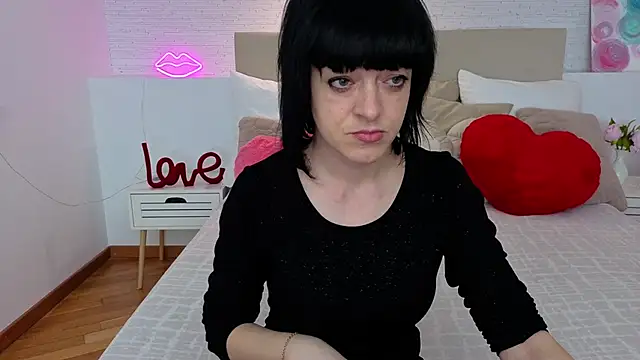 Snapshot of Minimolly_ chatting on March 27, 8:52 pm Minimolly online show from March 27, 8:52 pm