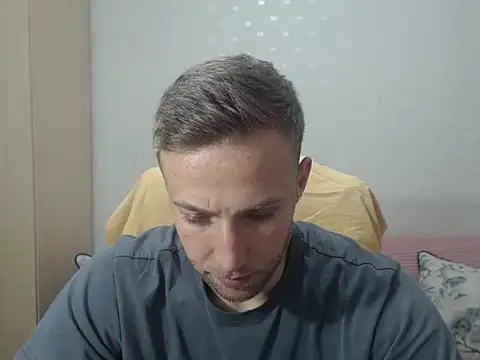 Snapshot of BlondEagleMuscle chatting on March 12, 9:21 pm BlondEagleMuscle online show from March 12, 9:21 pm