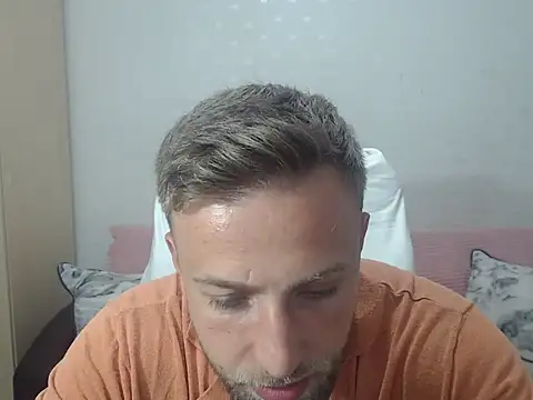 BlondEagleMuscle online show from May 6, 6:46 pm